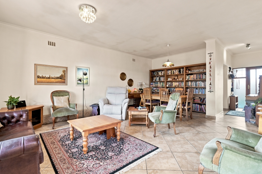 3 Bedroom Property for Sale in Wetton Western Cape